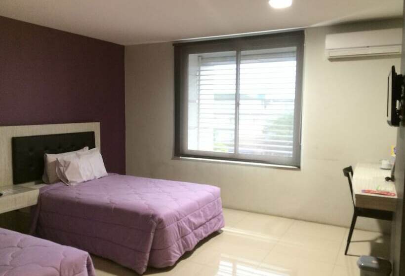 חדר דלוקס, Pax Hotel Jakarta