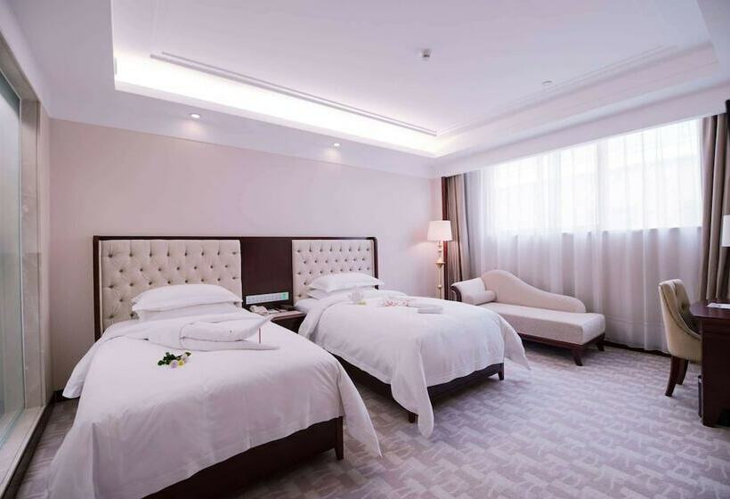 Номер Superior, Ramada Shenzhen Baoan