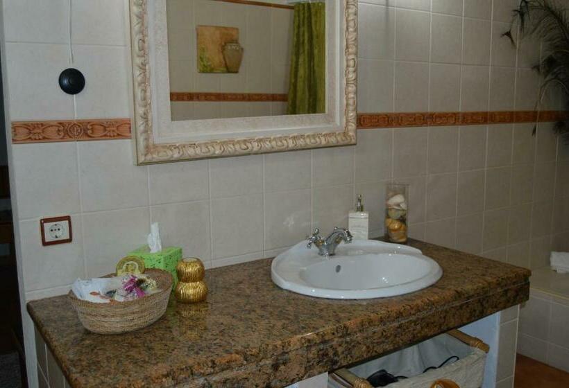 Номер Стандарт, Monte Chalaça   Turismo Rural