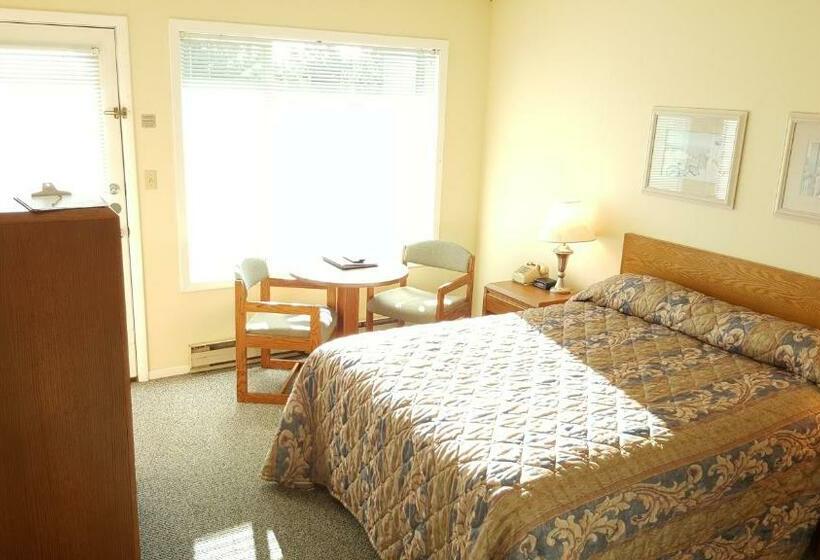 标准间, The Breakers Long Beach