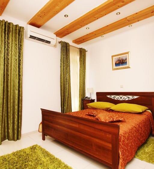 Номер Комфорт, Villa Kampanel