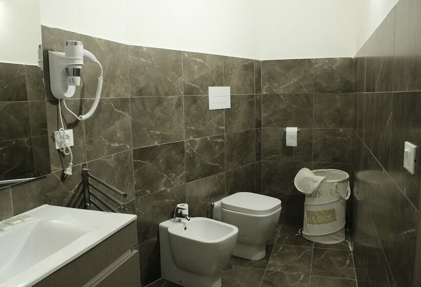 Номер Стандарт, Residence R&b Tyrrhenum