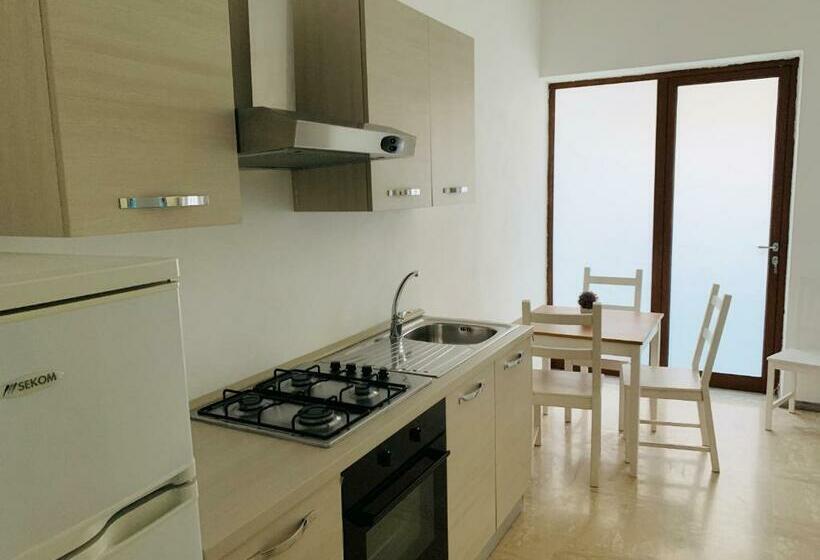 スーペリアスタジオ, Residence R&b Tyrrhenum