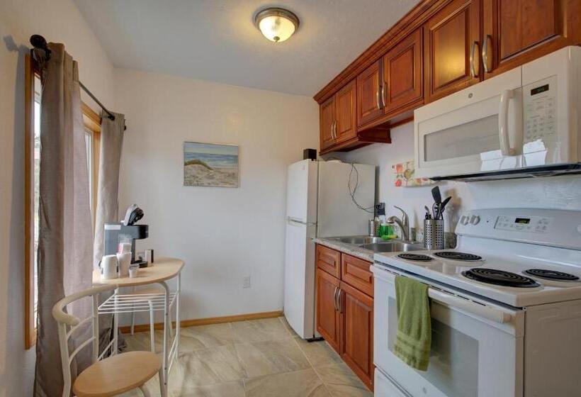 חדר דלוקס, Westerly Motel