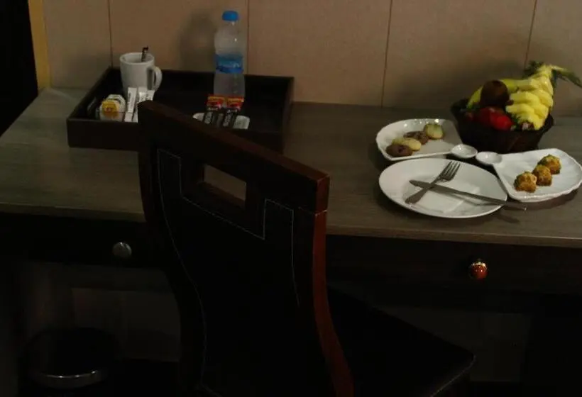 اتاق لوکس یک تخته, Baghdad Intl. Airport