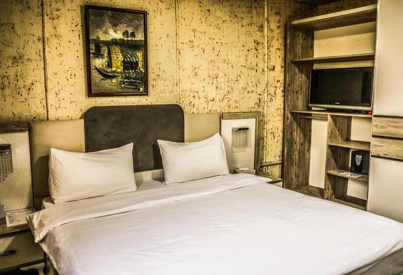 豪华房间, Baghdad Intl. Airport