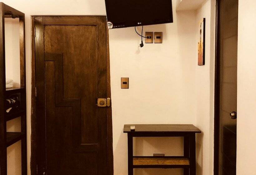 اتاق استاندارد, Hanaq Mayu