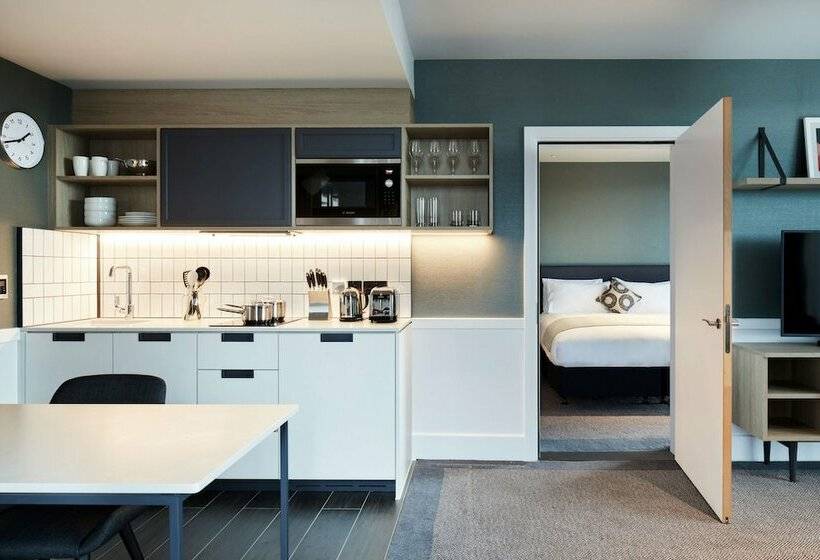 Люкс, Hyatt House Manchester