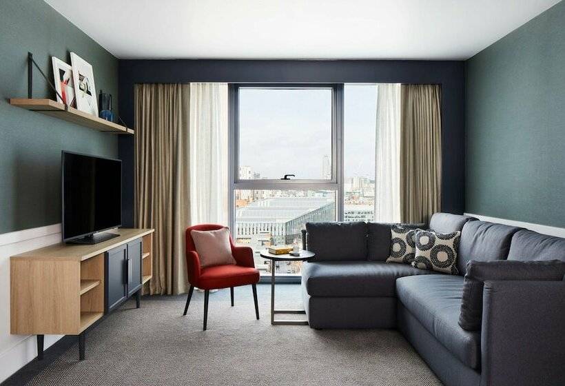 Люкс, Hyatt House Manchester