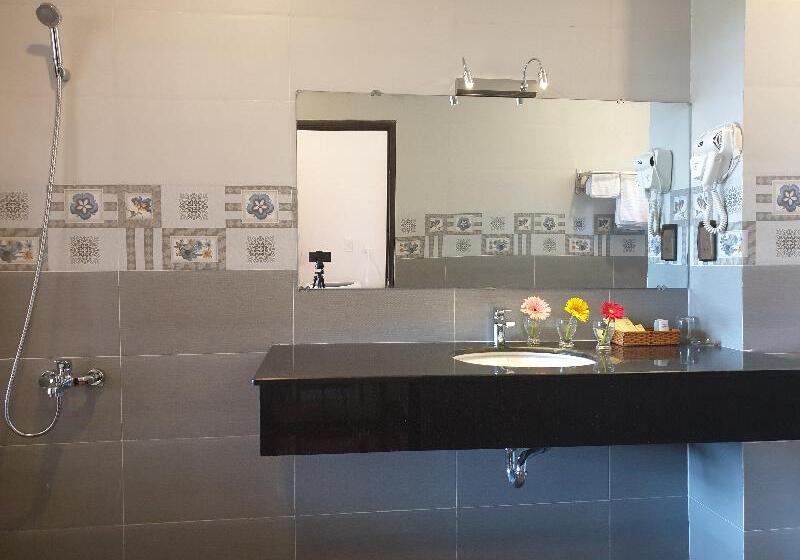 스탠다드 룸 킹사이즈 침대, Hyatt House Shanghai Hongqiao Cbd