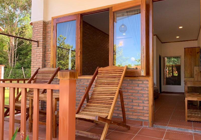 스탠다드 룸 킹사이즈 침대, Hyatt House Shanghai Hongqiao Cbd