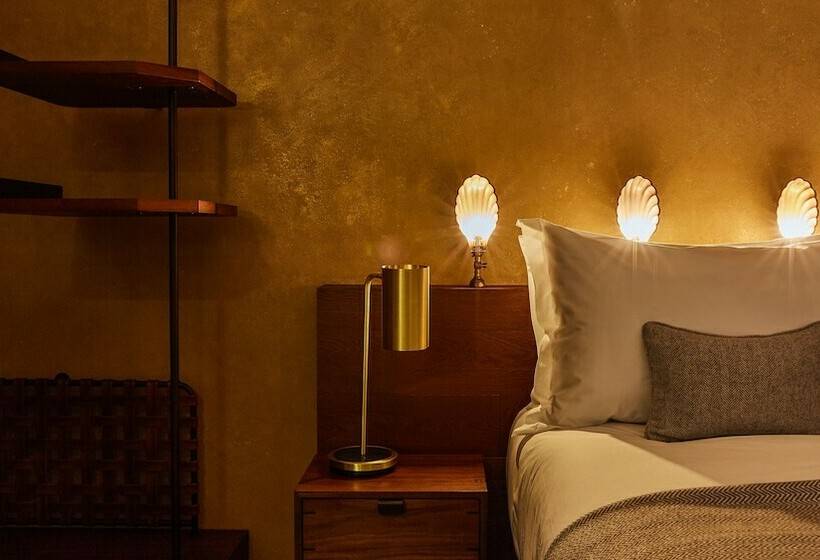 带城市景观的优质房间, Indigo London   1 Leicester Square, An Ihg