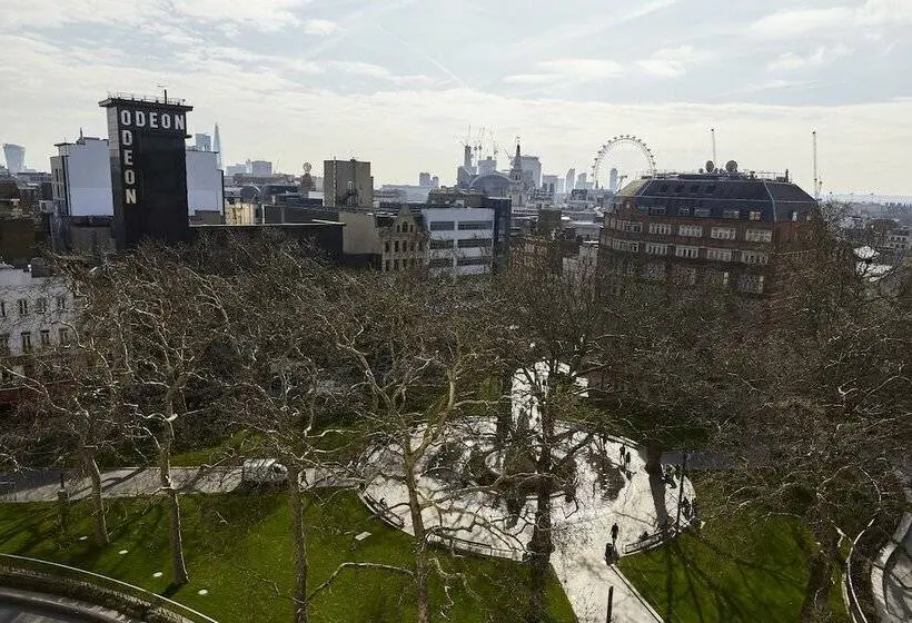 Premium Room City View, Indigo London   1 Leicester Square, An Ihg