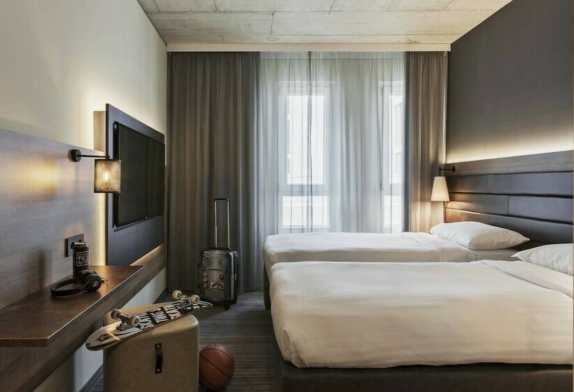 غرفة قياسية, Moxy Frankfurt East