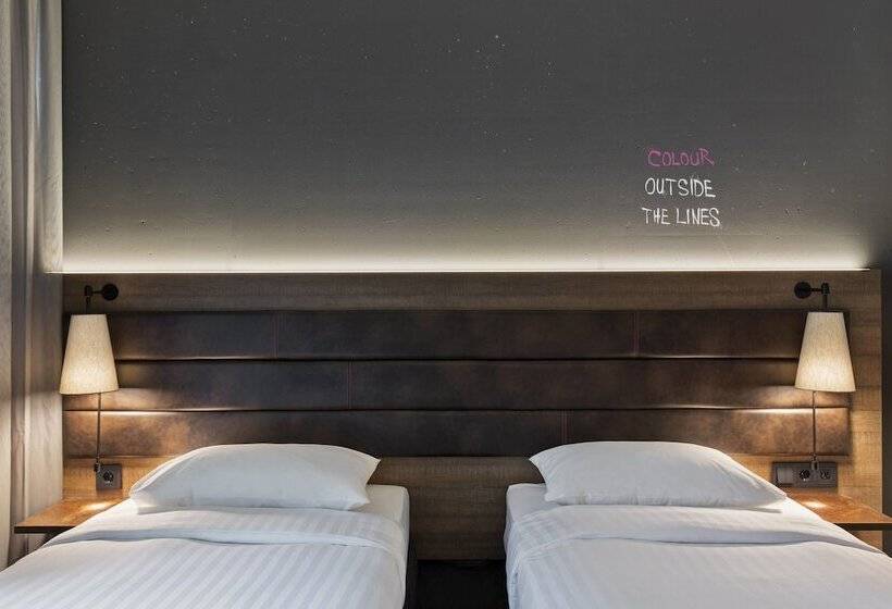 חדר סטנדרט, Moxy Frankfurt East