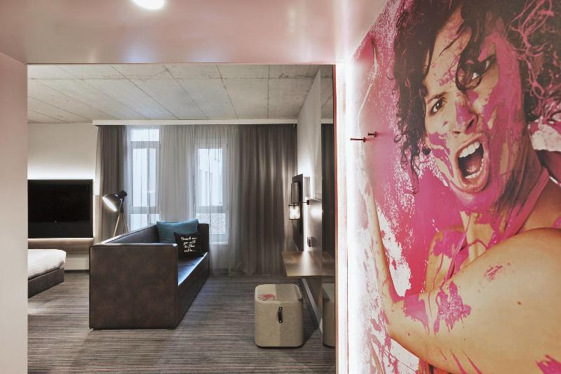 ファミリールーム, Moxy Frankfurt East