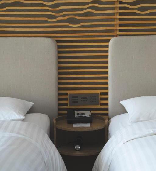 디럭스 룸, Shenzhen Marriott Hotel Golden Bay