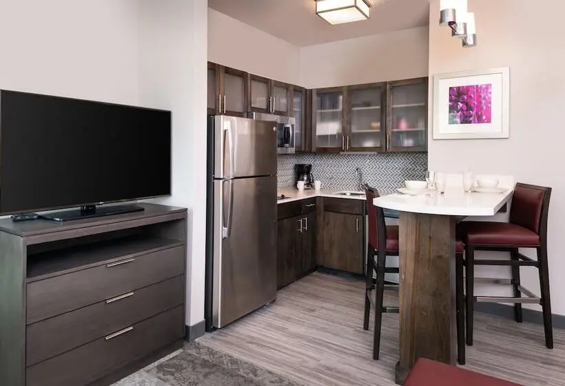スタンダードスタジオ, Staybridge Suites Lake Charles, An Ihg