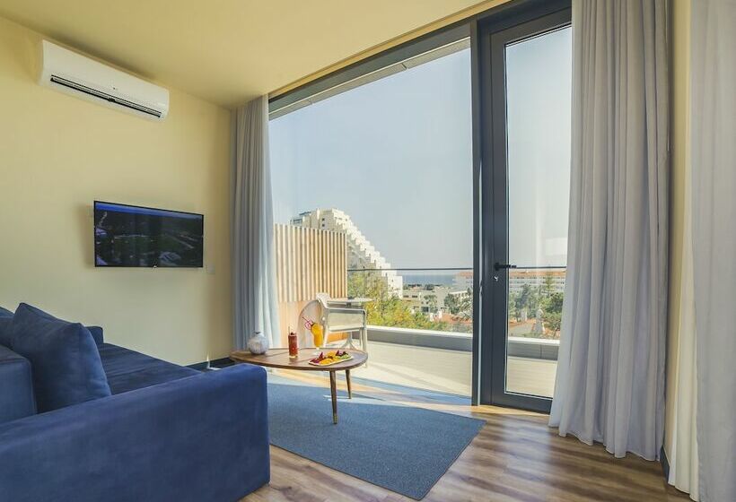 オーシャンビューデラックススイート, The Prime Energize