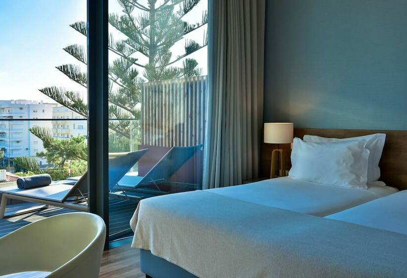 带海景的复工套房, The Prime Energize