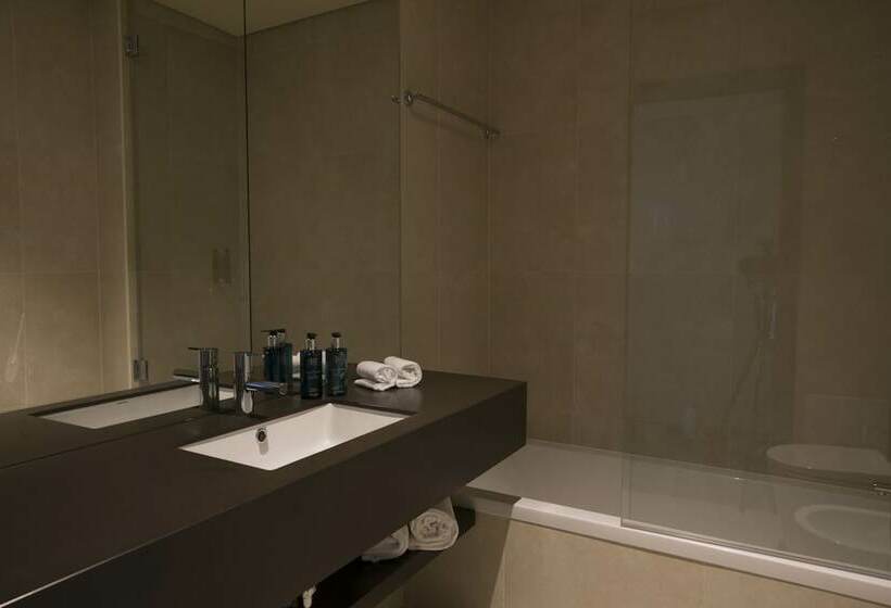 豪华海景房, The Prime Energize