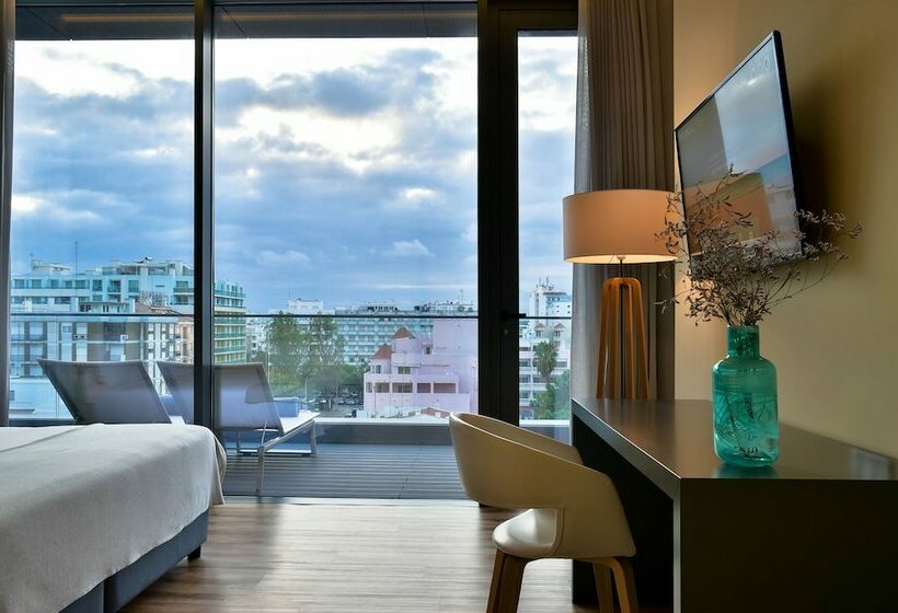 デラックススイート, The Prime Energize