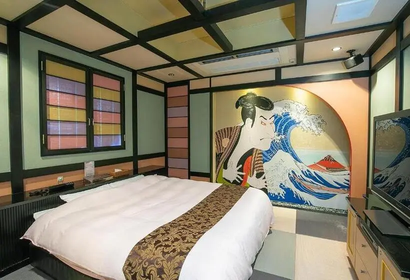 デラックスの4人部屋, To