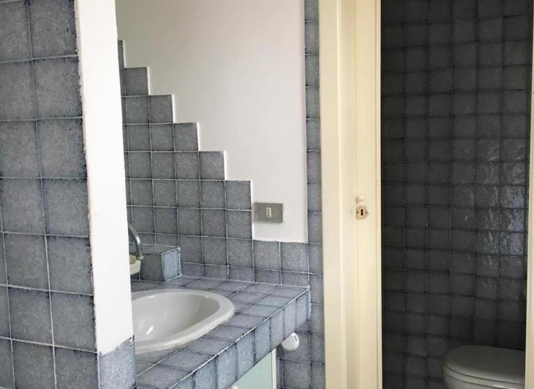 إستوديو قياسى, Baia Dei Delfini