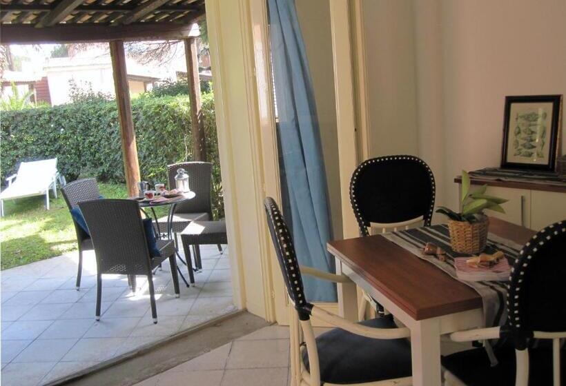 إستوديو قياسى مطلّ علي الحديقة, Baia Dei Delfini