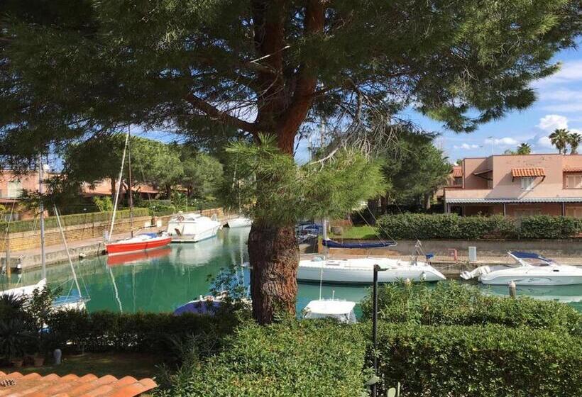 غرفة قياسية ذات إطلالة, Baia Dei Delfini