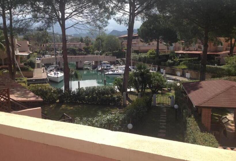 غرفة قياسية ذات إطلالة, Baia Dei Delfini