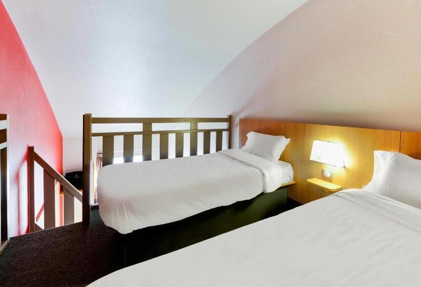 Четырехместный Номер Стандарт, B&b Hotel Nantes Aéroport