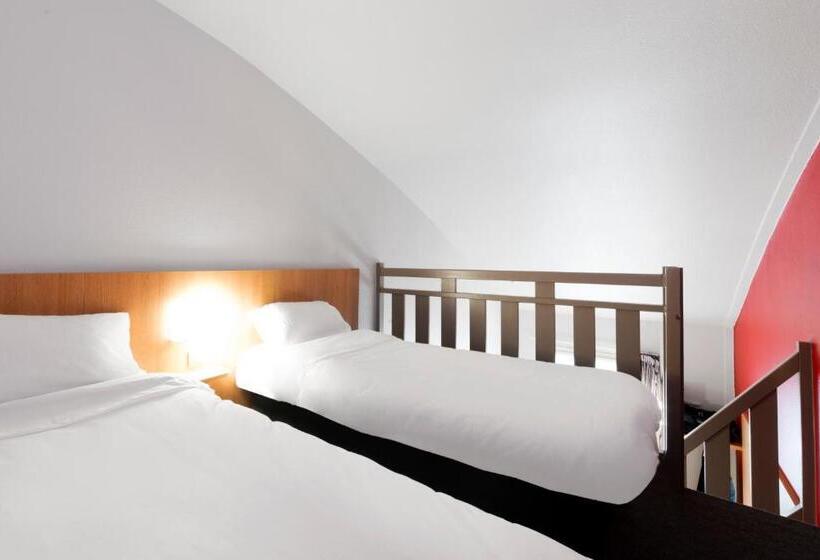 Четырехместный Номер Стандарт, B&b Hotel Nantes Aéroport