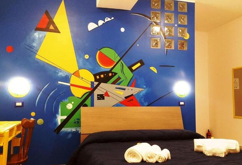 استودیو استاندارد با تراس, La Dimora Degli Artisti