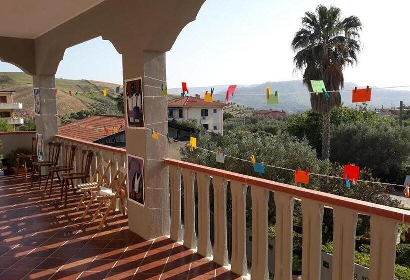 استودیو استاندارد با تراس, La Dimora Degli Artisti