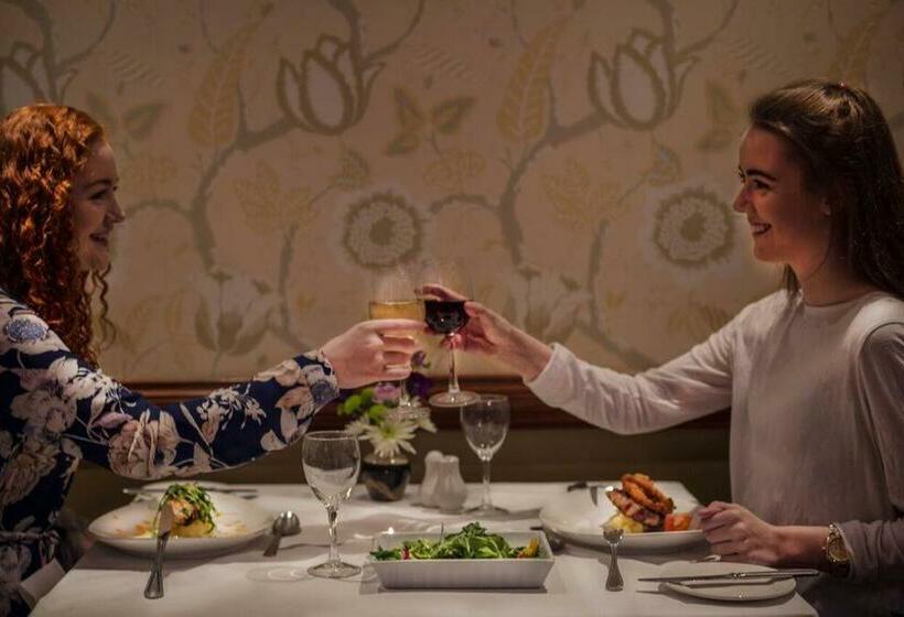 豪华房间, Breffni Arms