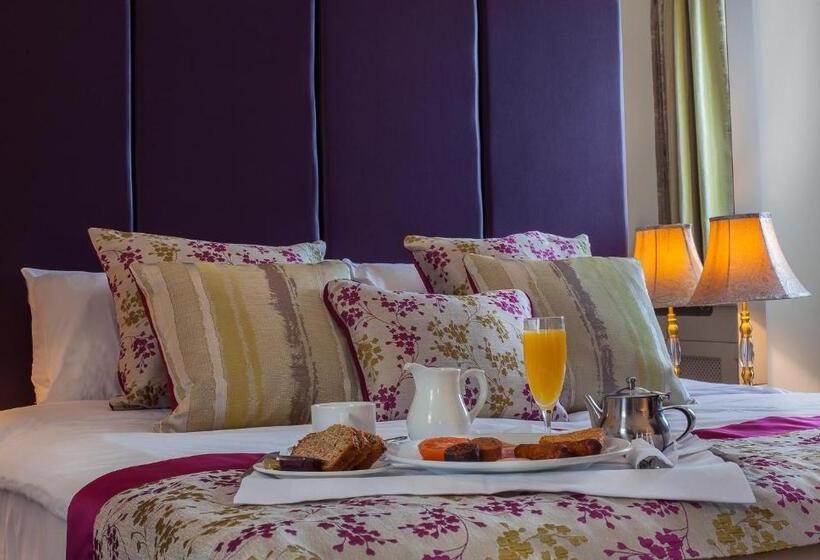 豪华单人间, Breffni Arms