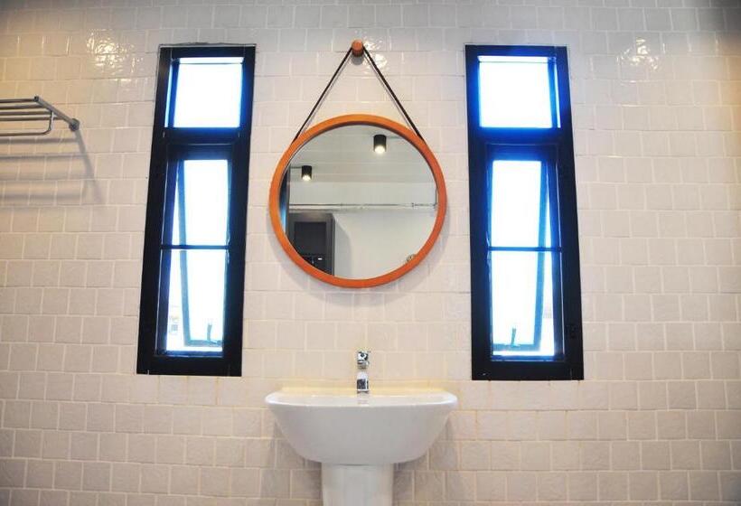 اتاق لوکس, C Room @ Airport By Choktawee