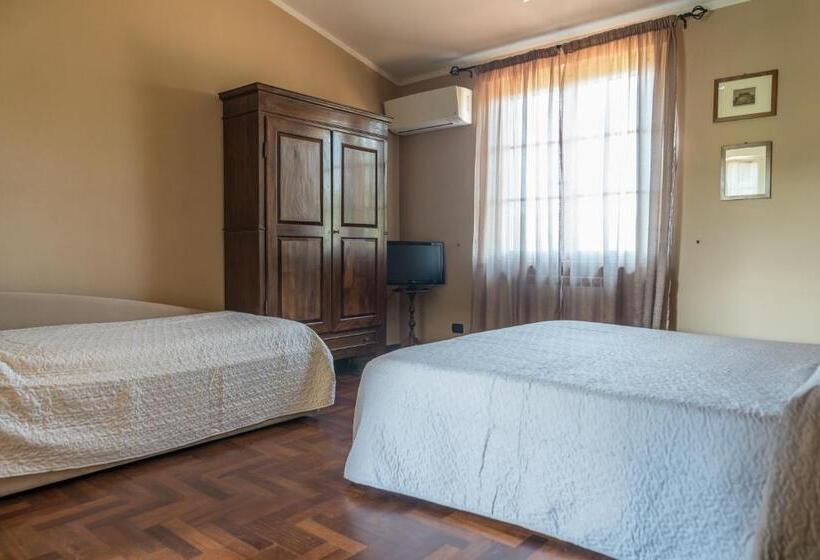 חדר משפחתי, Locanda La Valle