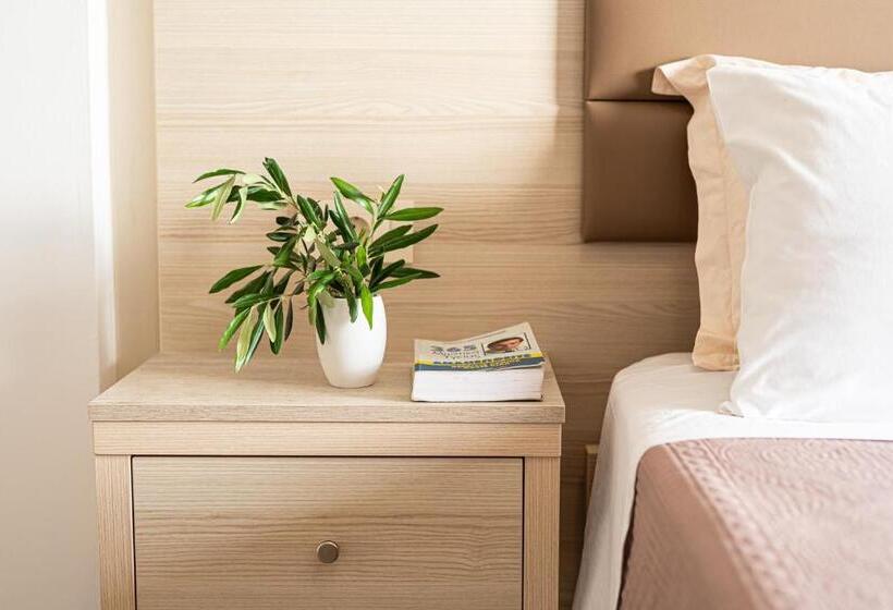 オーシャンビュースタンダードルーム, Villa Maria