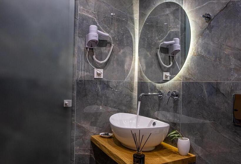 オーシャンビュースタンダードルーム, Villa Maria