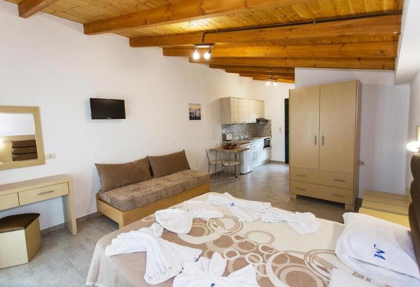 オーシャンビューのスーペリアトリプルルーム, Villa Maria