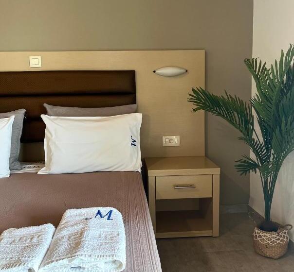 オーシャンビューのスーペリアトリプルルーム, Villa Maria