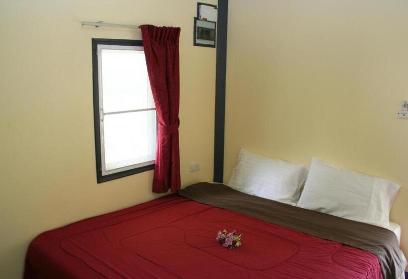 اتاق استاندارد با تخت بزرگ, The White Elephant Resort