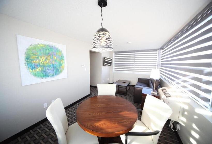 이그제큐티브 스위트 킹침대, Wyndham Garden Edmonton Airport