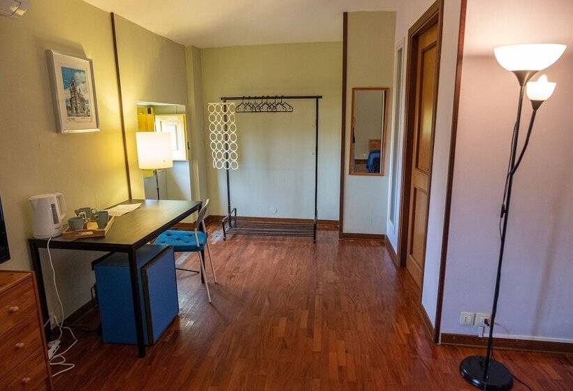 غرفة قياسية ثلاثية, Liodoro Catania B&b