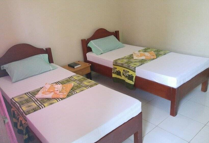 Quarto Estandar, Villa Almedilla Pension House
