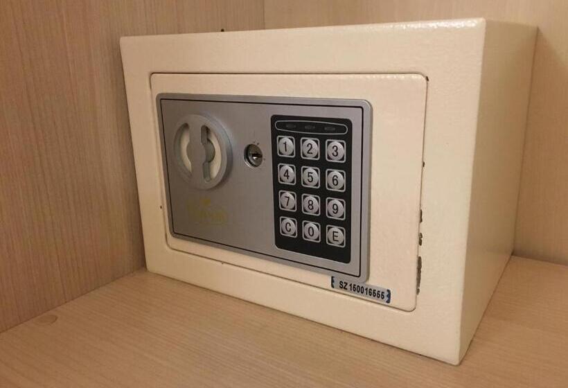 اتاق سوپریور خانوادگی, B&b Liberty 900