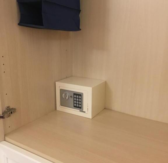 اتاق استاندارد با چشم‌انداز باغ, B&b Liberty 900