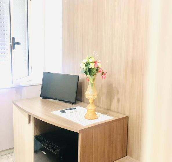 اتاق استاندارد یک نفره, La Primula